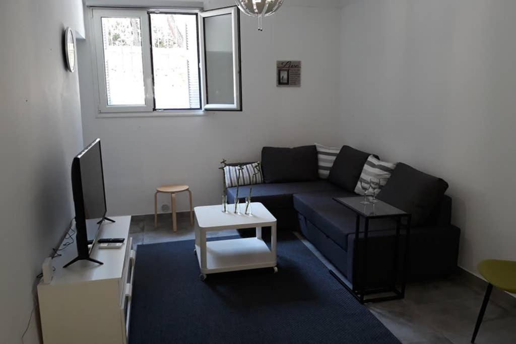 אתונה Cozy Apartment For 4 In Kolonaki, Lycabettus מראה חיצוני תמונה