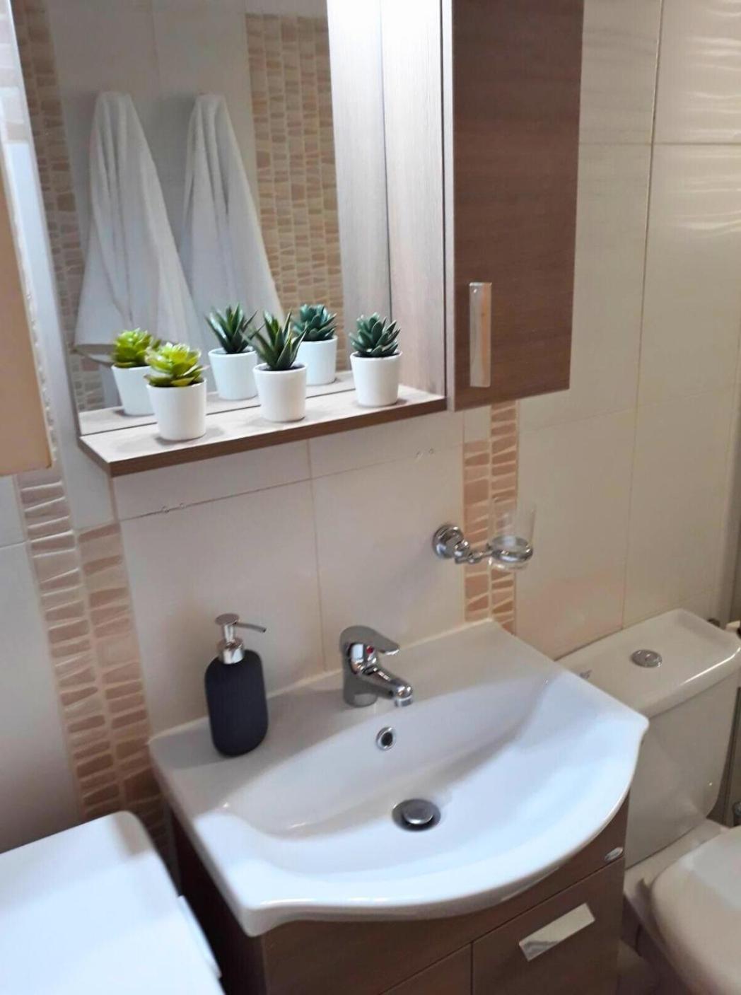 אתונה Cozy Apartment For 4 In Kolonaki, Lycabettus מראה חיצוני תמונה